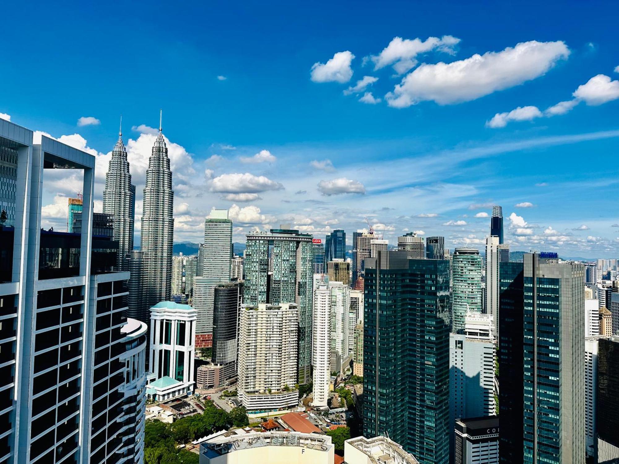 Platinum Suites By Blue Sky Kuala Lumpur Exterior photo